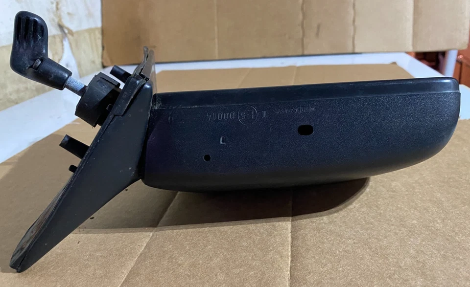 Espejo Saab 900. DERECHA Ajuste Manual Foto 3 de 4