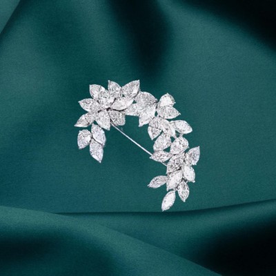 Luxuriöse Marquise Brilliant Cut Diamant Brosche 14K Weißgold Damen Nadel