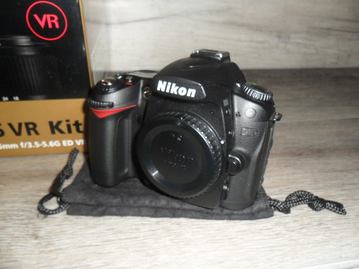 Nikon Digital SLR Camera D90 AF-S DX 18-105 VR Lens Kit JAPAN