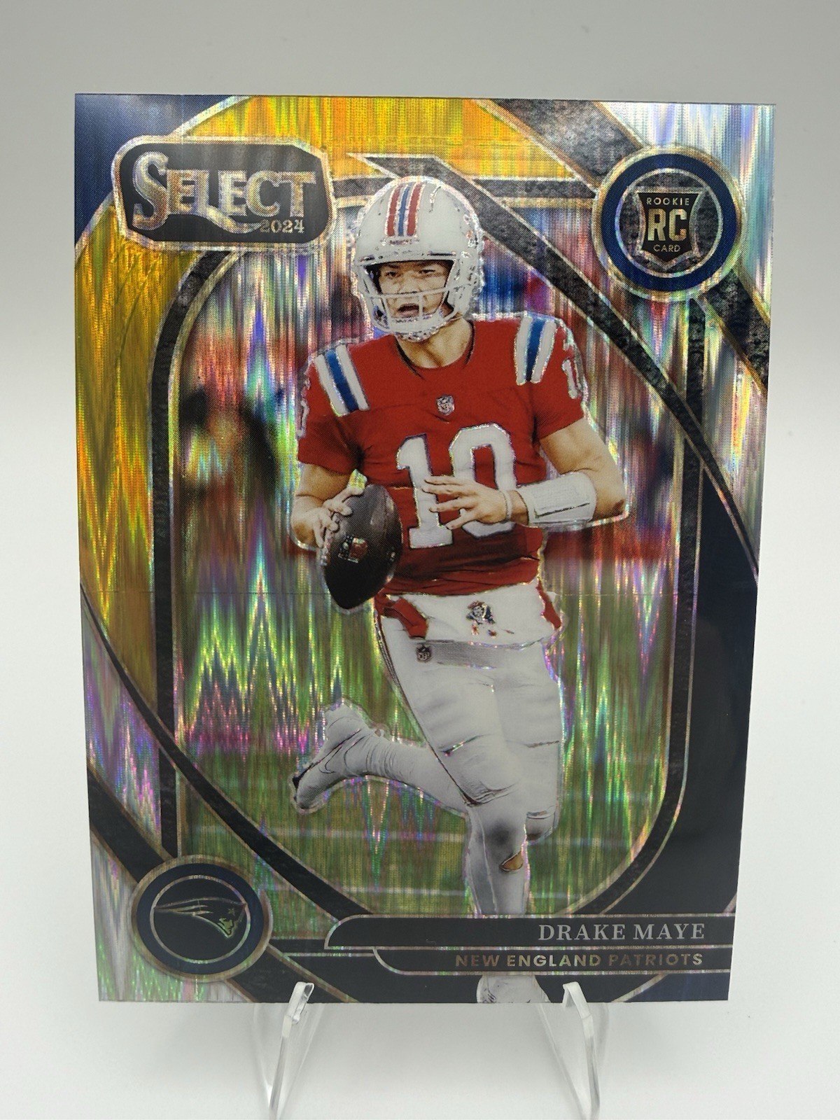 2024 Panini Select - Club Level Drake Maye #218 Black & Gold Shock Prizm (RC)