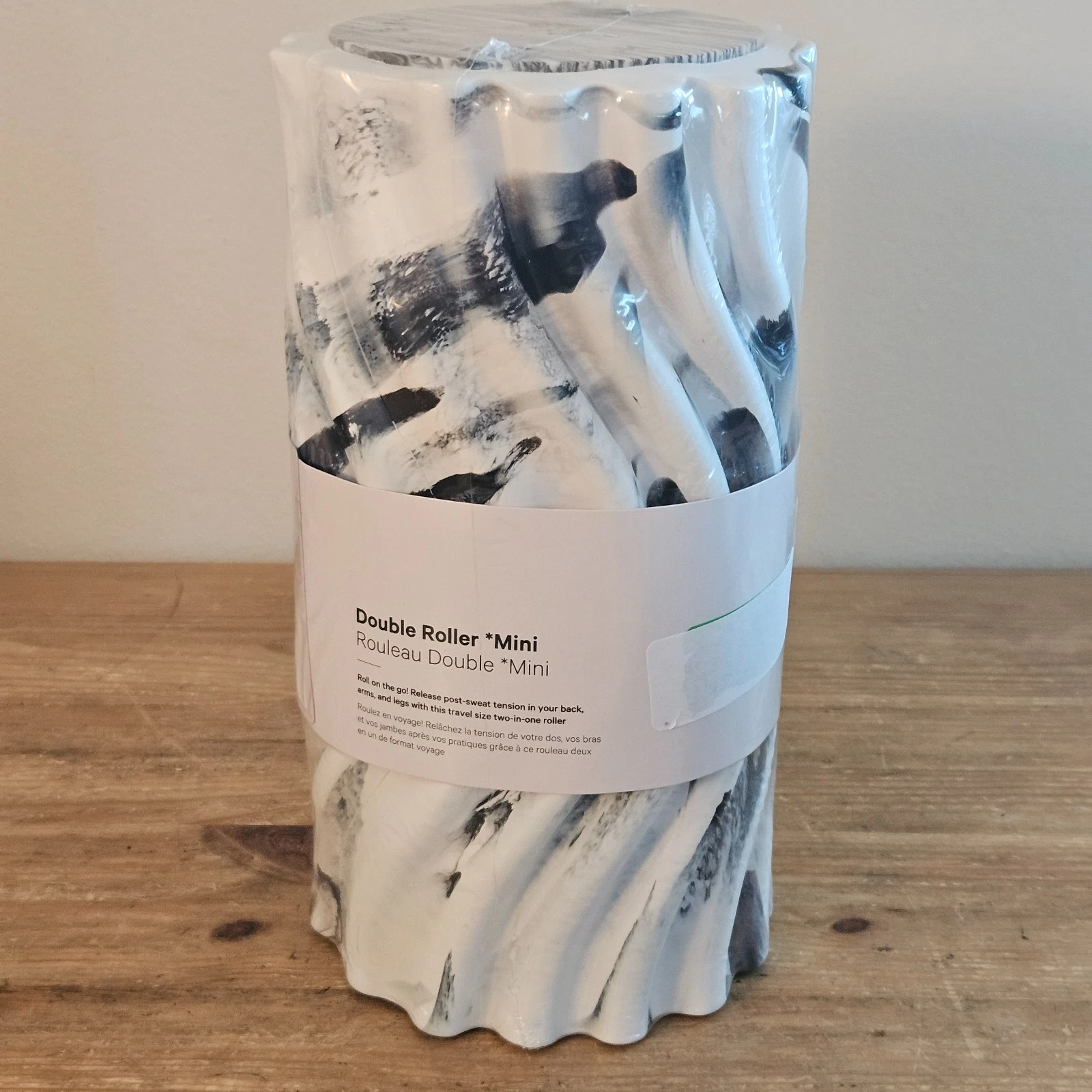 Lululemon Double Foam Roller Mini Black/White, Yoga Marble New
Opens in a new window or tab