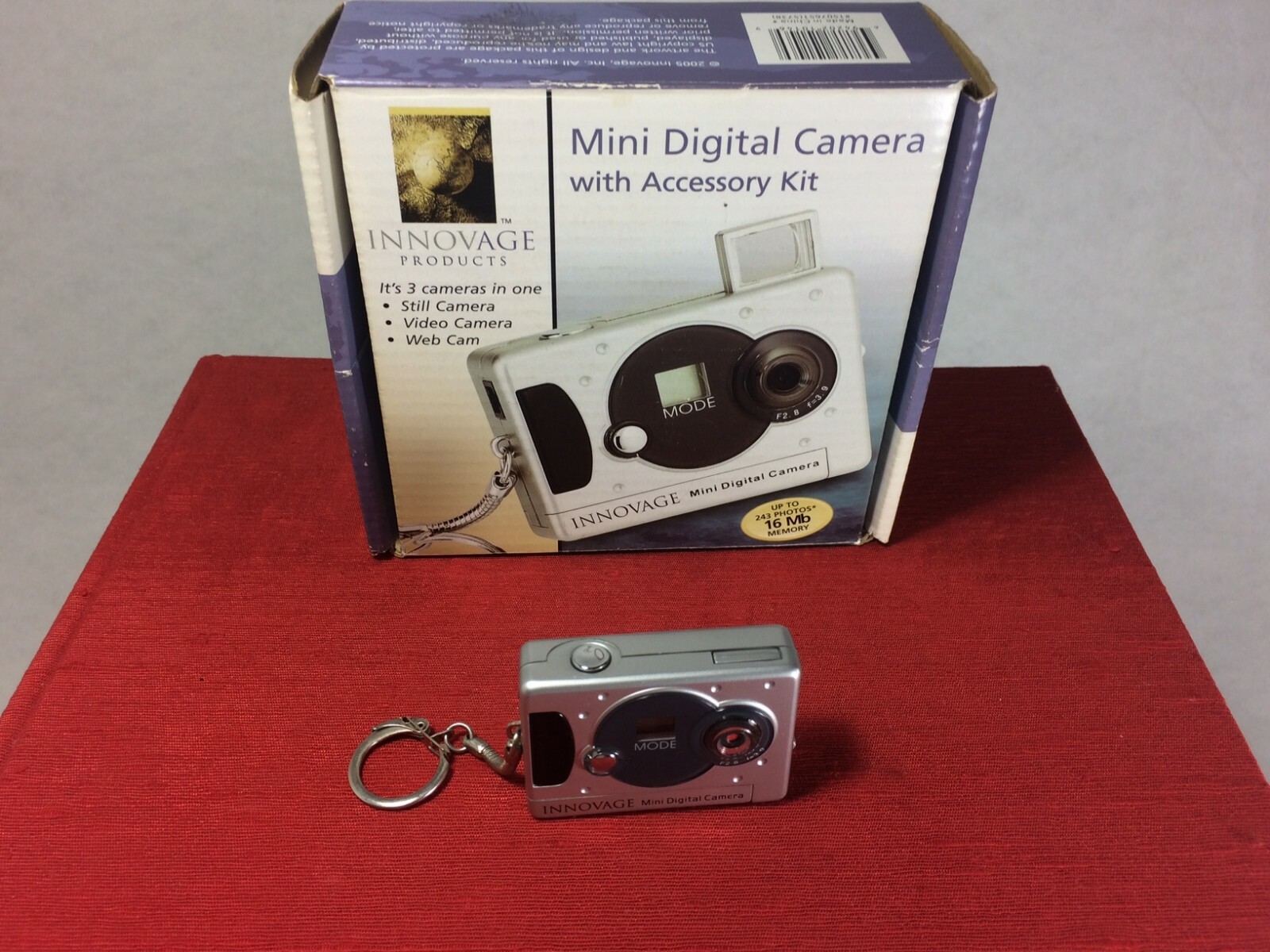 INNOVAGE Mini Digital Camera w/Accessory Kit 16Mb 1507651ASI NIB Still