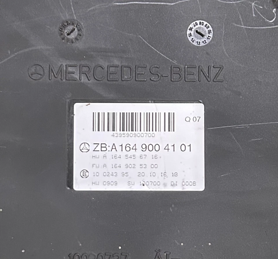 Mercedes Benz GL350 GL450 GL550 SAM CONTROL UNIT NEW GENUINE 164 900 54 01 - Image 3 of 4