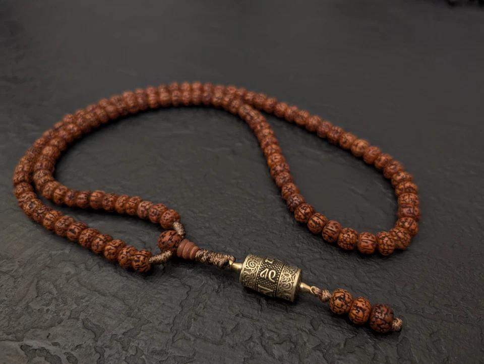 Rudraksha mala necklace 108 beads and Tibetan Buddhist prayer wheel pendant - Image 3 of 4