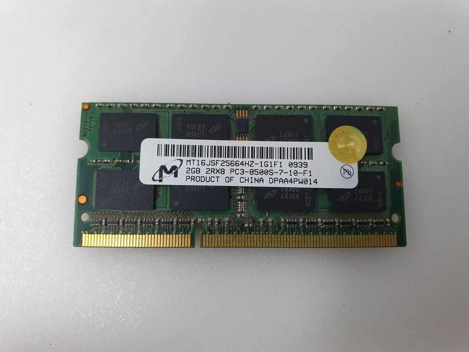 Toshiba Satellite C850 RAM Memory 2GB PC3-8500S DDR3 Micron MT16JSF25664H-1G1F1 - Image 2 of 4