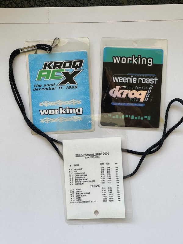 2 KROQ Backstage Laminates, 1999 Acoustic Christmas & 2000 Weenie Roast