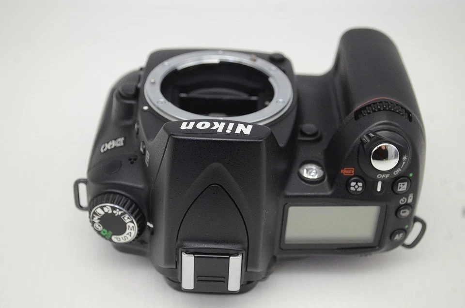 [3,100 shots] Nikon D90 12.3MP Digital Camera Black Body Only #251110j - Image 3 of 4