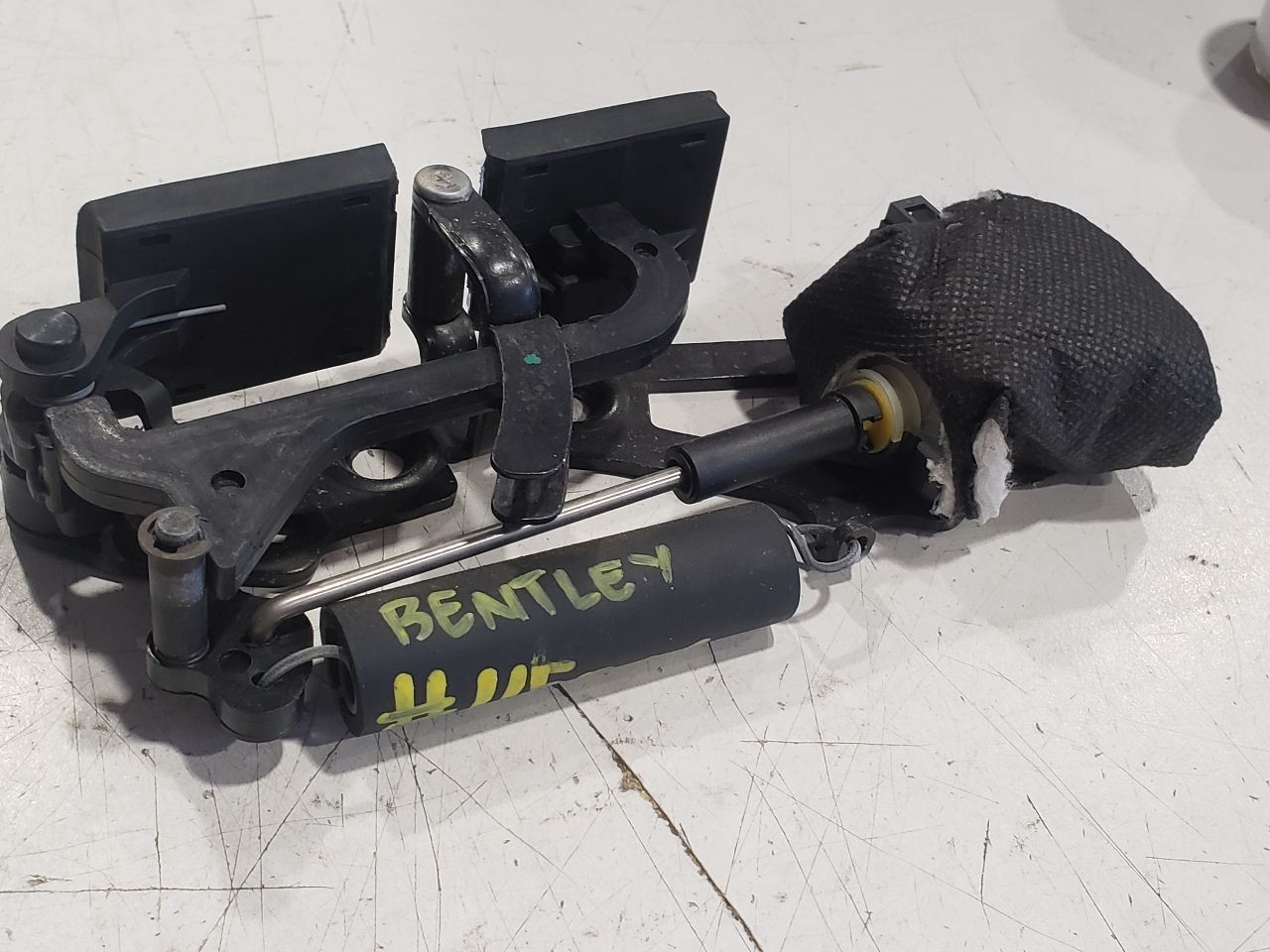 Tailgate Lock - 2006 Bentley Flying Spur Auto Sedan - OEM 3W5827511