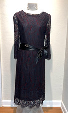 Vintage un-labeled black lace slip-on lined dress 3/4 sleeve