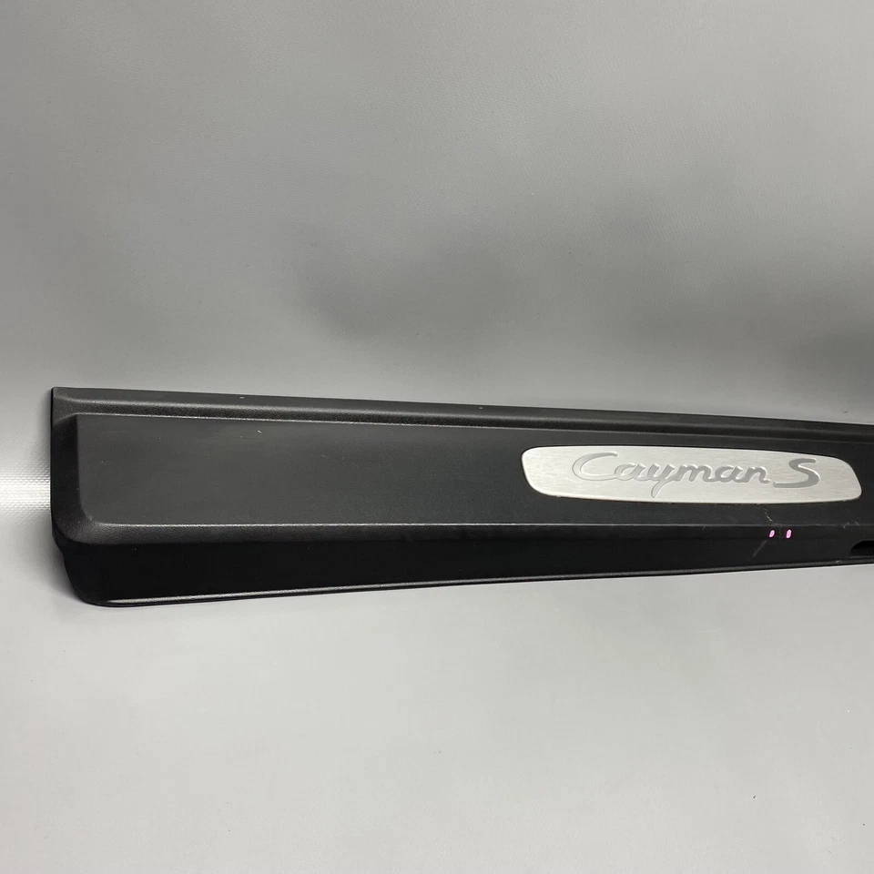 PORSCHE CAYMAN S 981 DOOR SILL RIGHT FRONT 98150466702 2013 2014 2015 2016 OEM - Image 2 of 4
