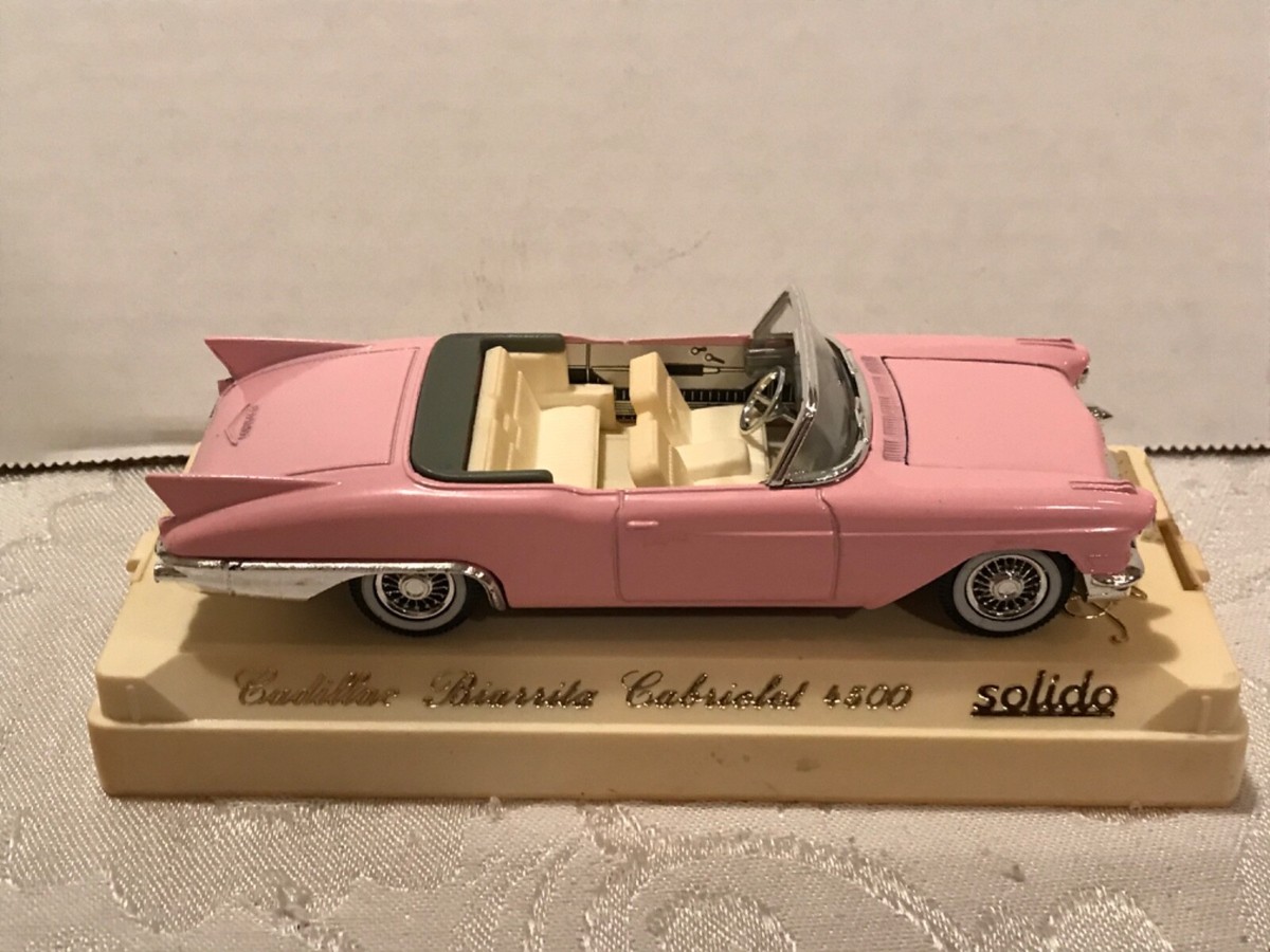 【フランス製】solido Cadillac Birrita Cabriolet Solido 1/43 1957 Cadillac Biarritz Eldorado Pink #4500 Diecast