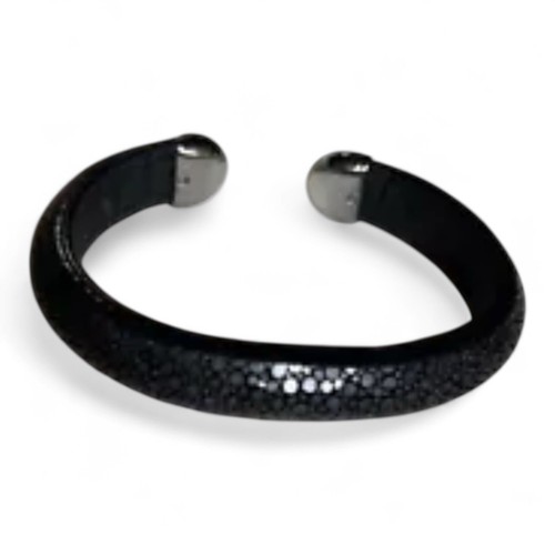 NEPTUNE Bracelet BLACK STINGRAY Jean Rousseau Leather Retail $265 - Gorgeous