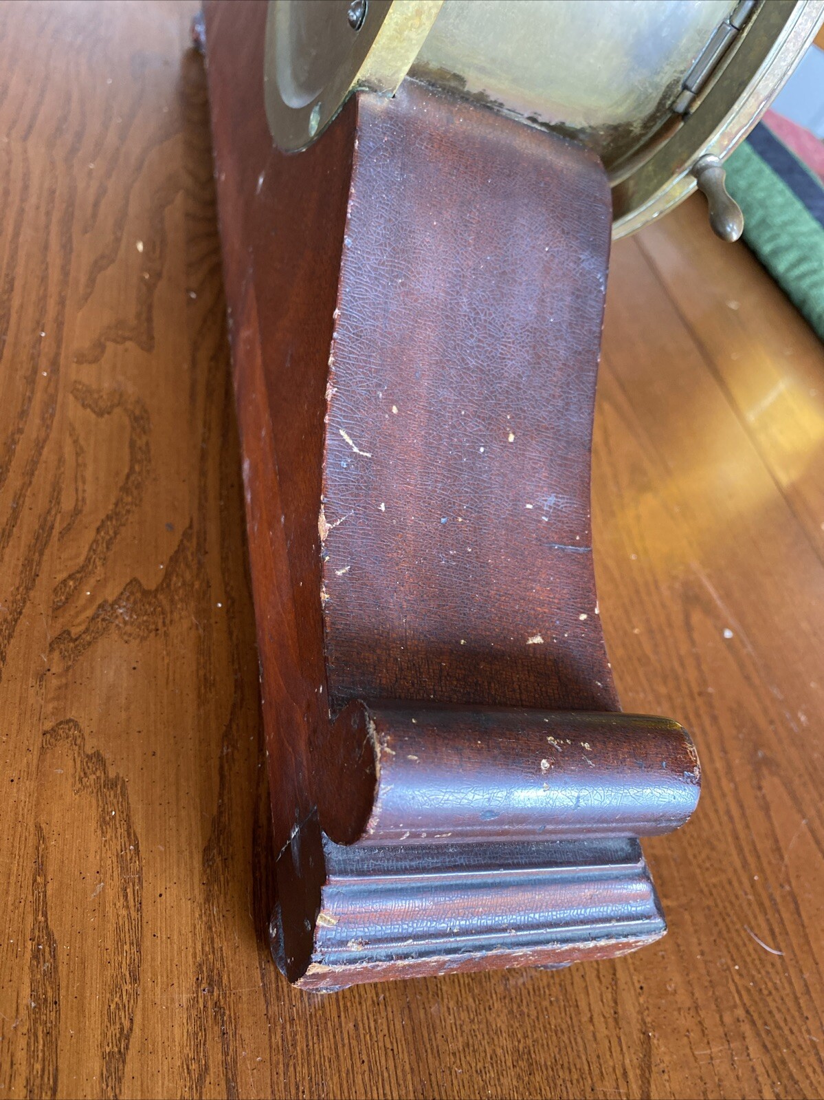 Antique Ship's Wheel Solid Brass Nautical Marine Mantle Clock Wood Beveled Glass