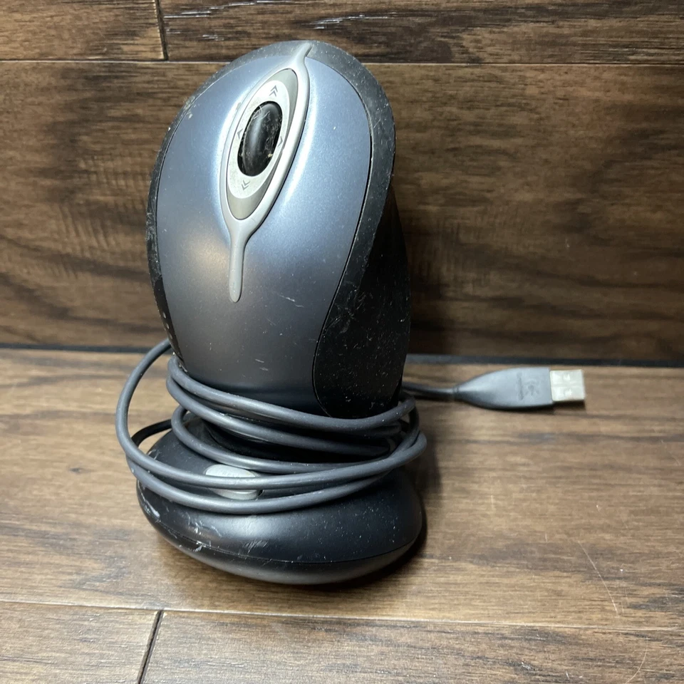 Logitech MX Laser M-RAG97 Black & Gray Wireless Mouse w/ Dock Charger &Adapter - Image 4 of 4