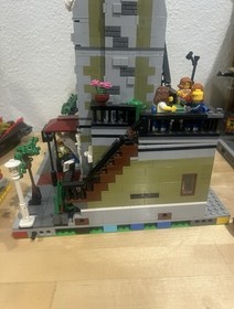 LEGO Creator Expert: Parisian Restaurant (10243)