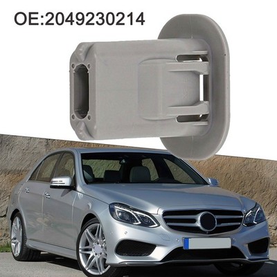 Effiziente Installation mit diesen Rücksitzclips für MBenz für C300 Modelle