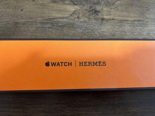 Apple Watch Hermes Leather Band Double Tour Strap for 38mm 40mm Models with Box - 第 6/6 張圖片