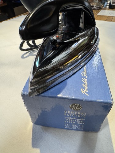 Vintage ~ GE General Electric ~ Portable Travel Steam Iron ~ Mod # 2419 - Picture 14 of 16