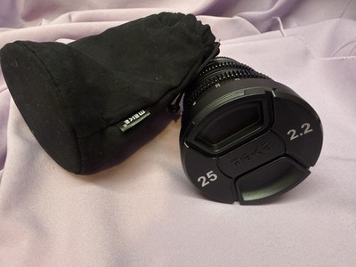Meike 25mm T2.2 Prime Cinema Lens! Excellent! Works Great! Ships Free!