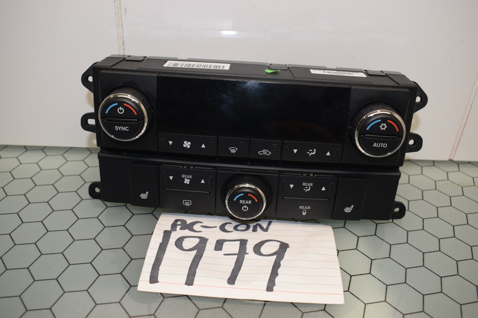 08 09 10 Chrysler Town & Country AC and Heater Control Used Stock #1979-AC 