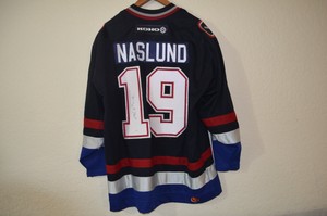 markus naslund jersey