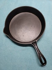 Antique 1800’s Gate Mark #9 Single Pour Fancy Handle Cast Iron Skillet RESTORED!