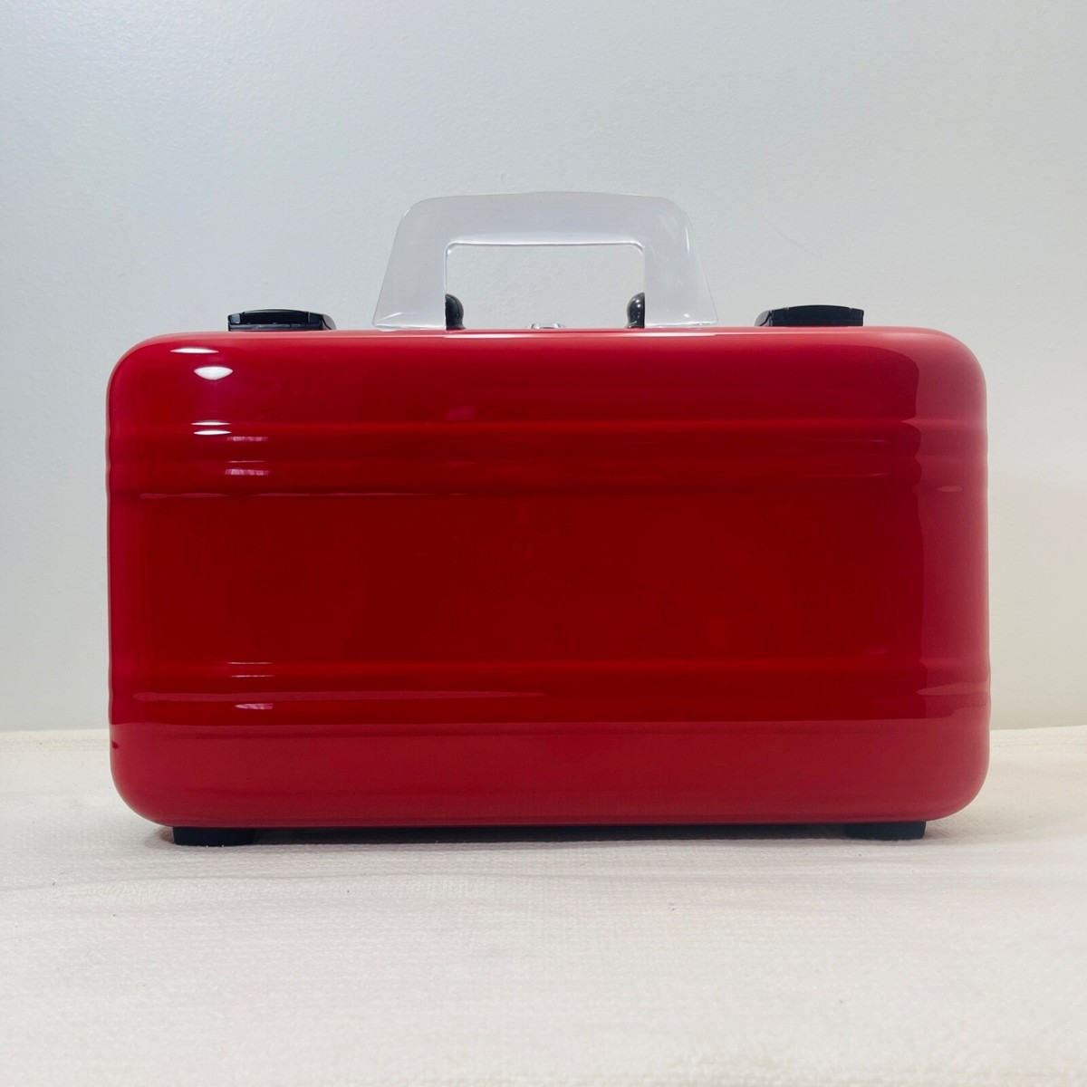 Limited to 5 NEW Zero Halliburton PC-MICA-XR Aluminum Purse Case