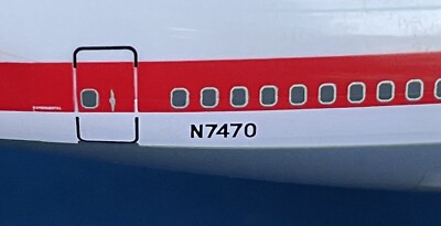 Boeing 747-100 