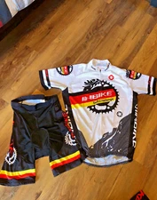 Inbike Cycling Jersey and Padded Shorts Set Adult (3XL?)  XL PLEASE READ