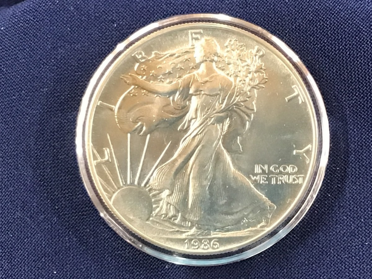 1986 American Silver Eagle Brilliant Uncirculated One Troy Ounce 1986 American Silver Eagle Brilliant Uncirculated One Troy Ounce