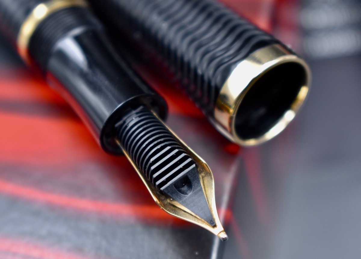 MONTBLANC 2006 Virginia Woolf Writers Limited Edition MONTBLANC 2006 Virginia Woolf Writers Limited Edition