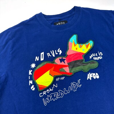 AKOO Authentic Clothing Blue Short Sleeve T-Shirt Fox Music Appliqué Size M