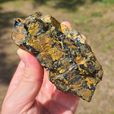 NATURAL BLACK JACK TURQUOISE ROUGH NEVADA USA 454.9 GRAMS