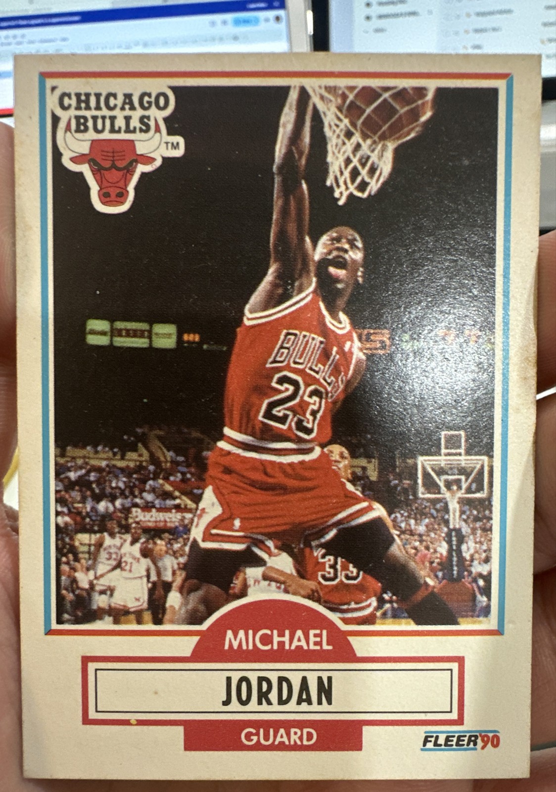 1990-91 Fleer - Michael Jordan #26 Black Line Above Biographical Information