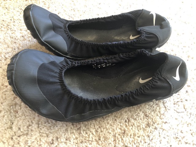 nike womens flats