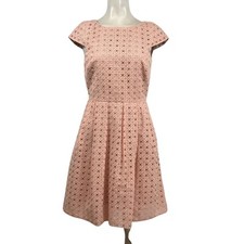 J. CREW - WOMEN'S 0 - PINK PEACH SHORT CAP SLEEVE PLEATED EYELET DRESS