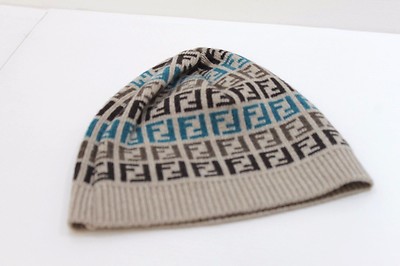 cappello fendi prezzo