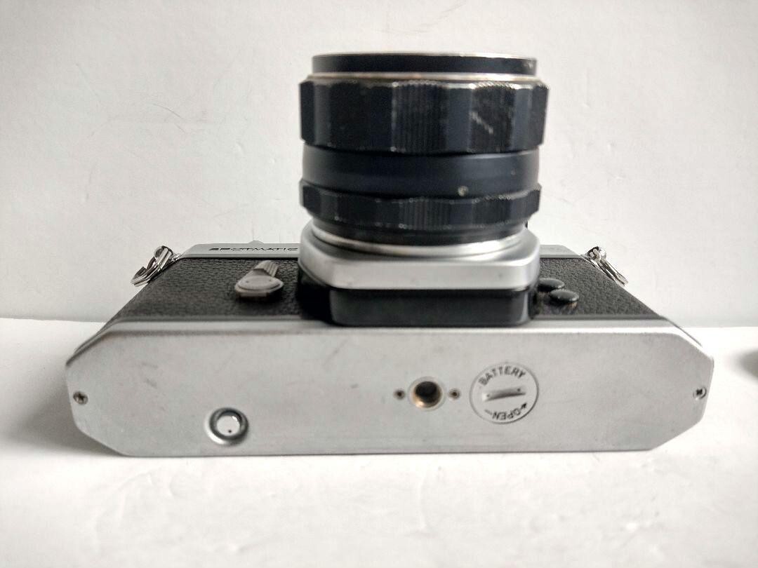 067 Pentax Spotmatic SP2 35mm film camera Super Takumar 55mm