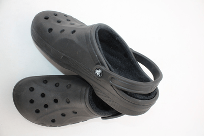 Crocs Shoes Mens 10 Womens 12 Dual Comfort Clogs Lined 