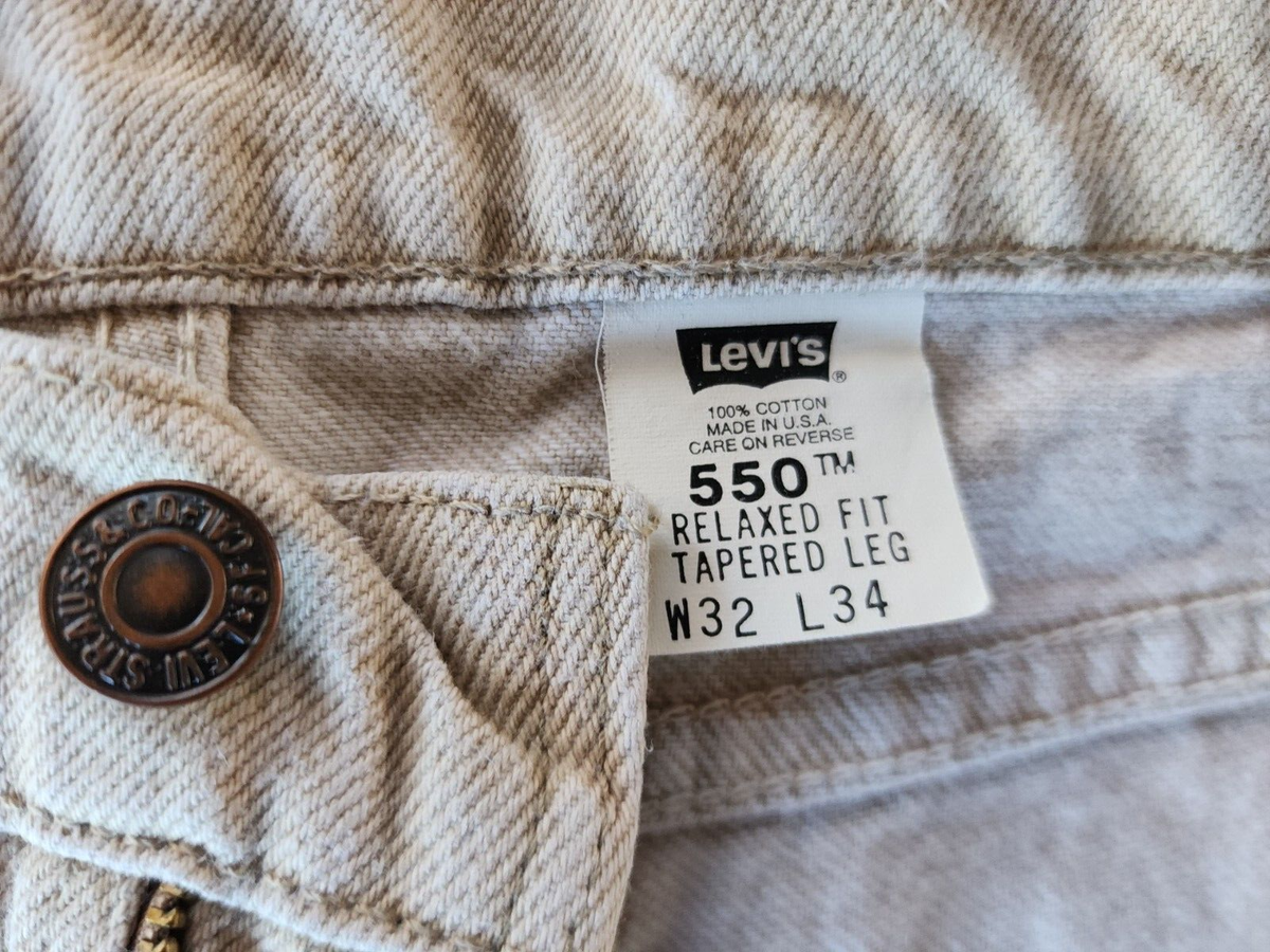 Vintage Levi's 550 Relaxed Fit jeans Size 32X34(31x34 Actual) Made