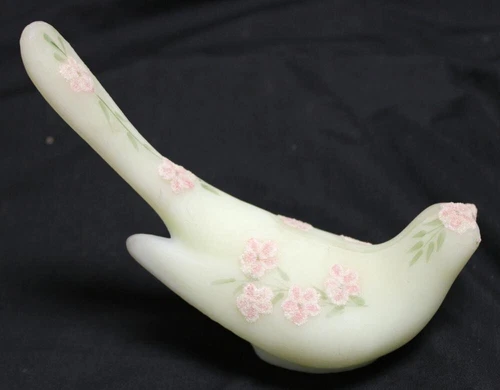 FENTON CUSTARD SATIN GLASS BIRD OF HAPPINESS HAND PAINTED