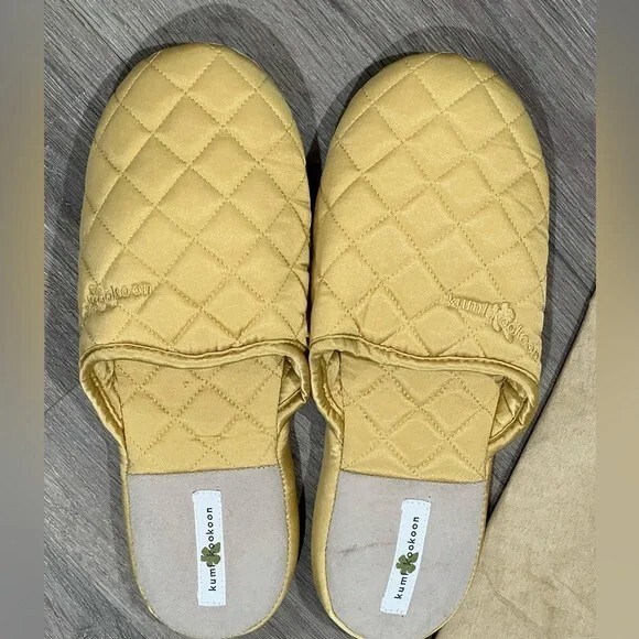 kumi-kokomo-quilted-gold-silk-slippers-new-lux-size-large-9-10-ebay