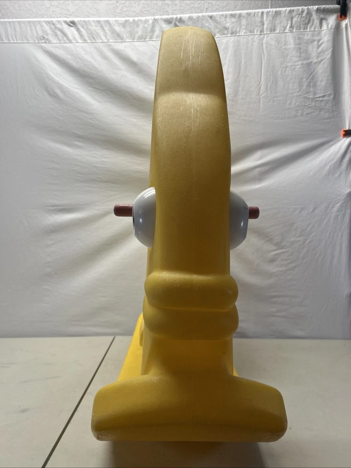 Paso 2 Mecedor Amarillo Ángel Pez Rocker Niño Pequeño Paseo - Raro De Colección Foto 3 de 4