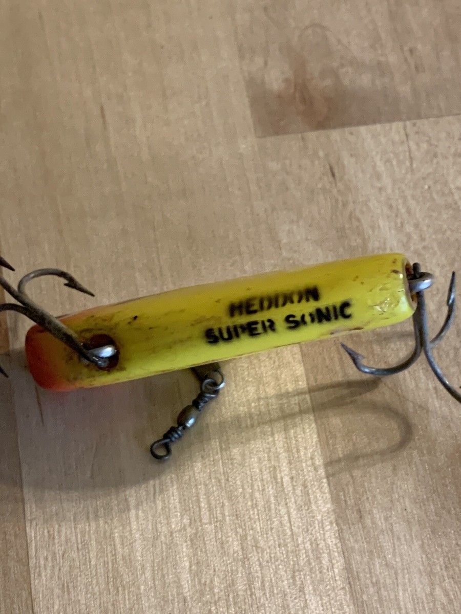 VTG HEDDON FISHING LURE HEDDON SUPER SONIC Yellow 2 Hooks 2 1/8