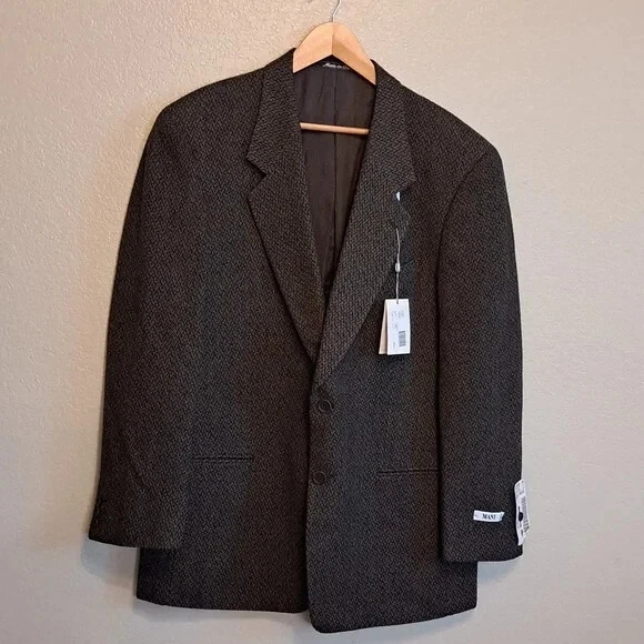 Giorgio Armani — Mani by Giorgio Armani Sport Coat. Size 42 Reg. NWT