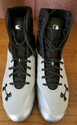 under armour men's spine highlight baseball cleats
