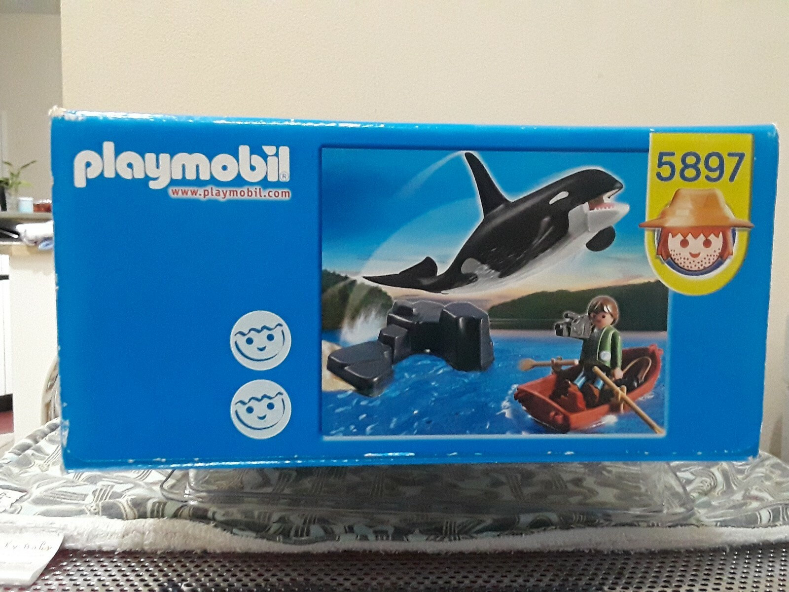 playmobil whale watching set