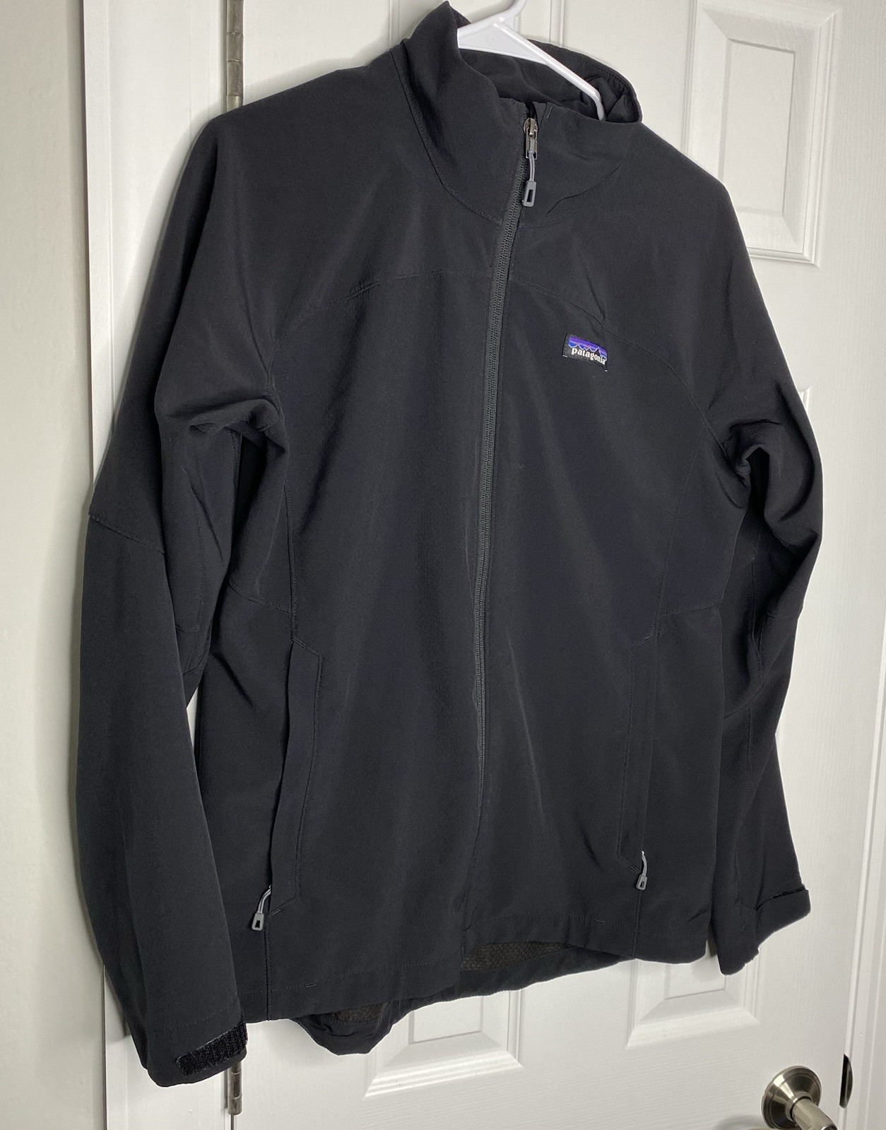 Patagonia Women’s Soft shell Full Zip Basic Jacke… - image 2