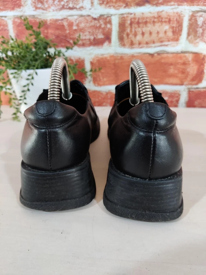 WOMENS CLARKS SOFTWEAR UK 5D BLACK LEATHER LOW WEDGE SCHOOL WORK LOAFER SHOES - Image 4 of 4