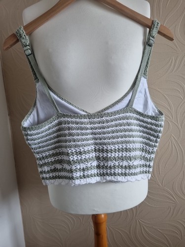 Hollister Crop Top Size Medium Green & Whites Cotton Crochet - Picture 4 of 8